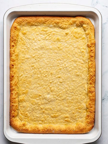 How to prepare pizza crust