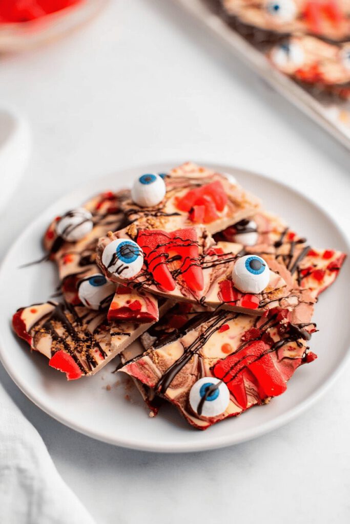 Halloween Vampire Fang White Chocolate Bark 8 959a33ac 6765 41b1 9abe 5450c62cd8ee resultat