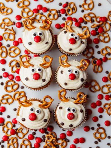 Christmas Gingerbread Reindeer Cupcakes