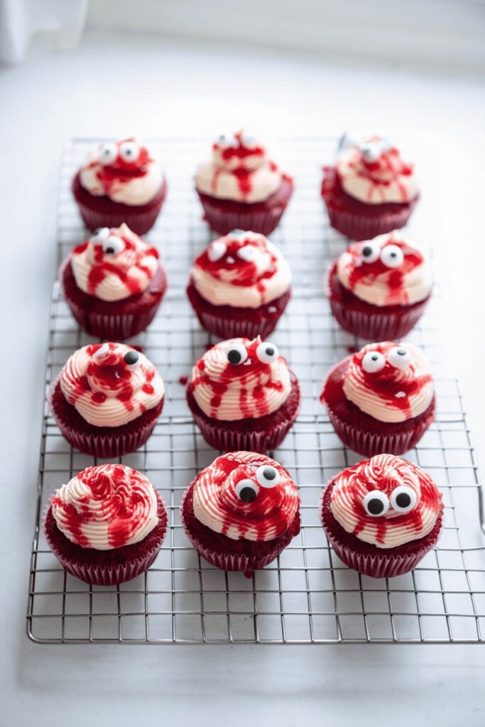 Halloween Bleeding Heart Red Velvet Cupcakes 13 m 1