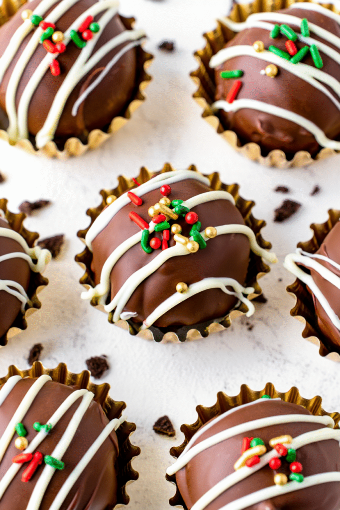 20 Easy Christmas Cookies That Anyone Can Make 10 Oreo Truffles