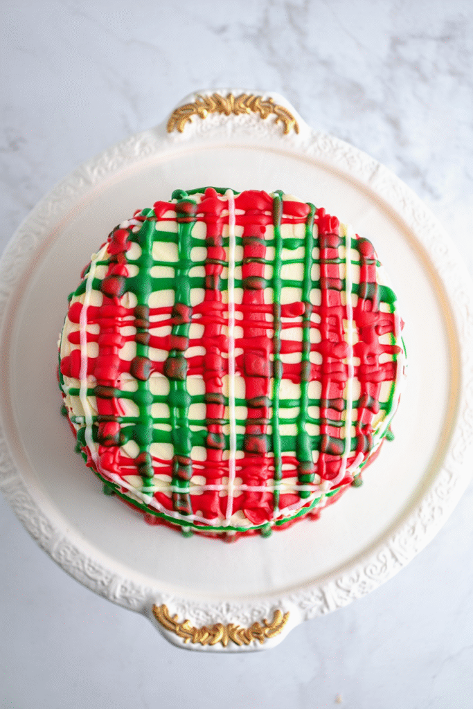 20 Christmas Cake Designs to Inspire Your Holiday Baking 8 Plaid Pattern Cake