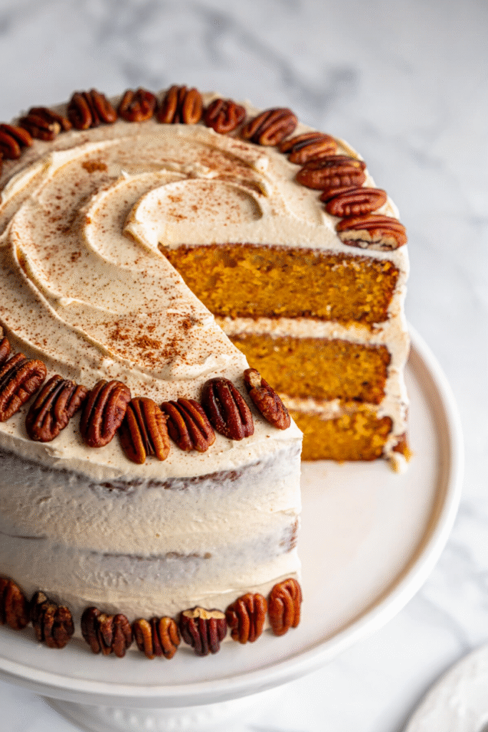 Pumpkin Spice Christmas Cake