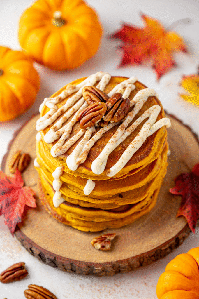20 Christmas Pancakes to Make Mornings Magical 13 Pumpkin Spice Pancakes
