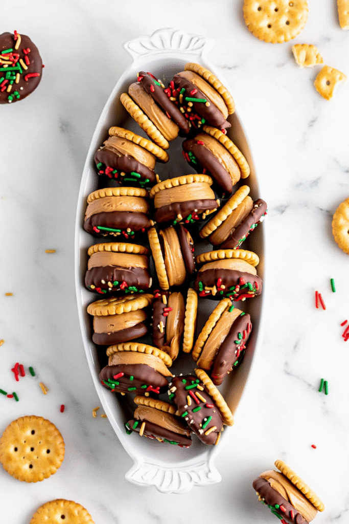 20 Easy Christmas Cookies That Anyone Can Make 12 Ritz Cracker Cookies