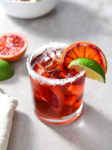 Blood Orange Margarita: A Refreshing Twist on the Classic Cocktail 4 Blood Orange Margarita A Refreshing Twist on the Classic Cocktail