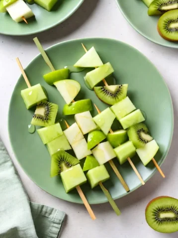 Green Fruit Skewers: A Refreshing and Healthy Snack for Any Occasion 6 Green Fruit Skewers 1