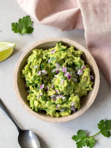 Guacamole Recipe: A Fresh and Delicious Dip for Any Occasion 6 Guacamole 2