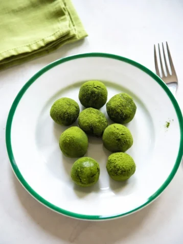 Matcha Truffles: A Delicious and Easy-to-Make Japanese Dessert 10 Matcha Truffles