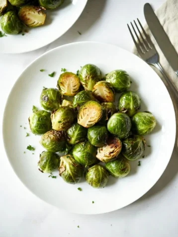 Roasted Brussels Sprouts: The Ultimate Guide to Bringing Out Their Natural Sweetness 4 Roasted Brussels Sprouts The Ultimate Guide to Bringing Out Their Natural Sweetness