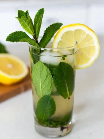 Spring Drinks: Refreshing Recipes to Welcome the Season 7 Spring Drinks