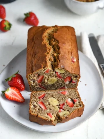 Strawberry Banana Bread: A Delicious Twist on a Classic Recipe 10 Strawberry Banana Bread A Delicious Twist on a Classic Recipe