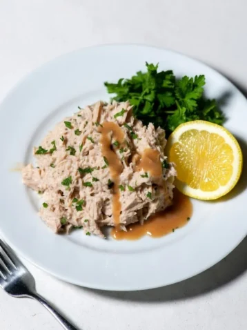 Tuna Salad: A Fresh and Healthy Greek-Style Recipe 4 Tuna Salad
