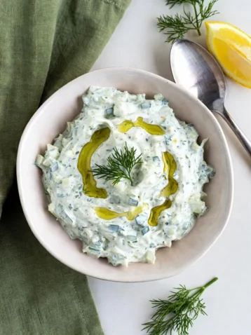 Tzatziki Sauce Recipe: A Refreshing Greek Condiment 2 Tzatziki Sauce 1