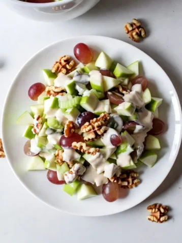 Waldorf Salad Recipe: A Classic Combination of Apples, Grapes, and Walnuts 3 Waldorf Salad