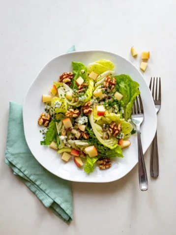 Butter Lettuce Salad: A Refreshing and Healthy Summer Salad 4 ButterLettuceSalad