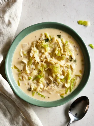 Creamy Cabbage Soup: A Hearty and Comforting Winter Recipe 10 CreamyCabbageSoup
