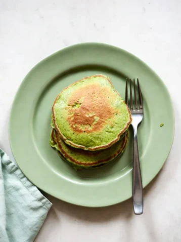 Green Pancakes: A Healthy and Delicious Breakfast Option 2 GreenPancakes
