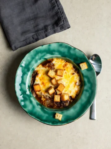 Irish Onion Soup Recipe: A Hearty, Comforting Bowl of Goodness 6 IrishOnionSoup