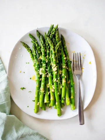Lemon Asparagus: A Delicious and Easy Side Dish Recipe 7 LemonAsparagus