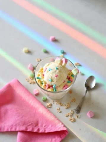 LuckyCharmsIceCream