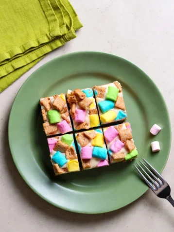 Lucky Charms No Bake Bars: A Magical Treat for St. Patrick's Day 2 LuckyCharmsNoBakeBars