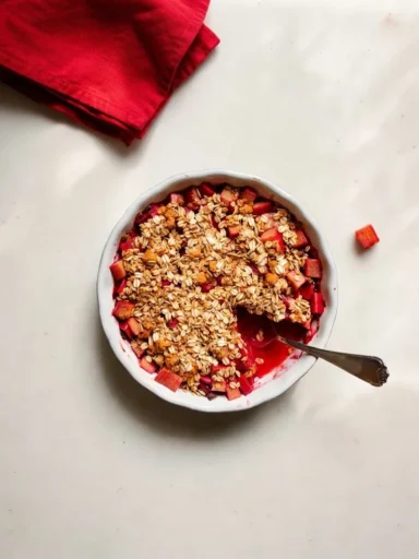 RhubarbCrisp