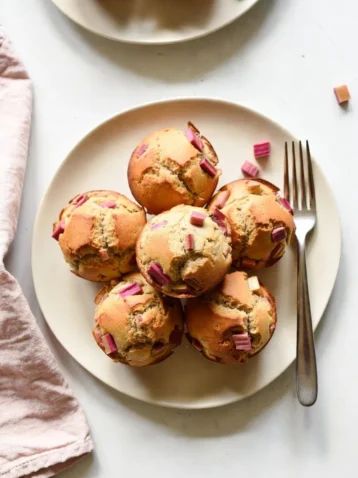 RhubarbMuffins